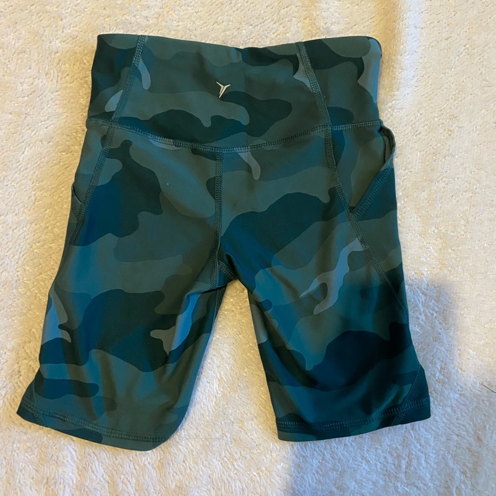 Old navy ACTIVE biker short